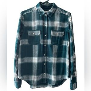 Universal Thread Plaid Button Down Flannel Size Medium
